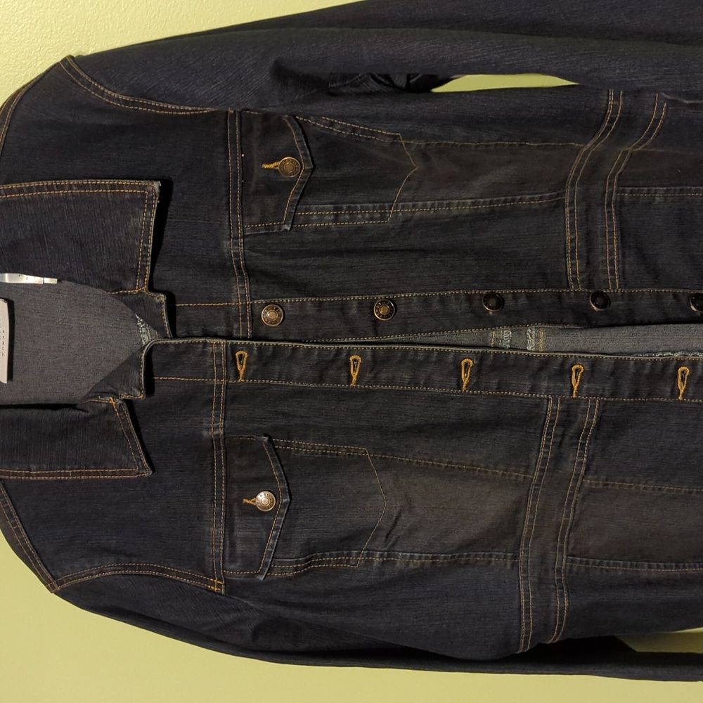 First Issue Plus Size Women's Jean Jacket - Picture 2 of 7